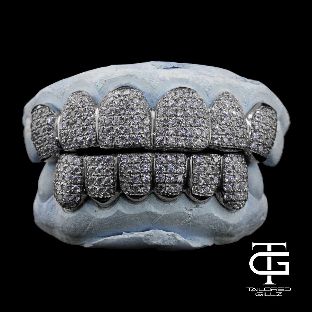 DIAMOND GRILLZ – Tailored Grillz