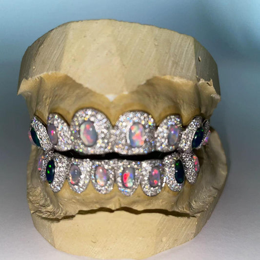 TG007 — Zigzag Moissanite & Zircon Grillz - Top 8 & Bottom 8