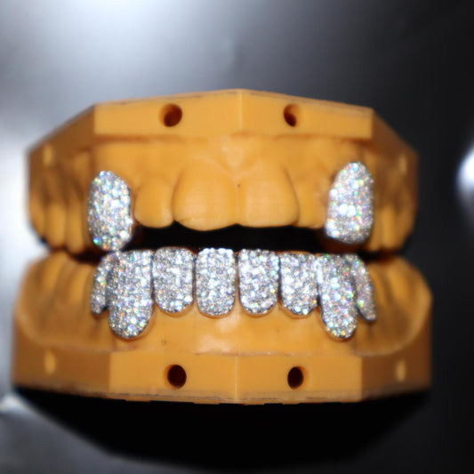 TG026 — Gap Bar Grillz S925 + Moissanite - Top 8